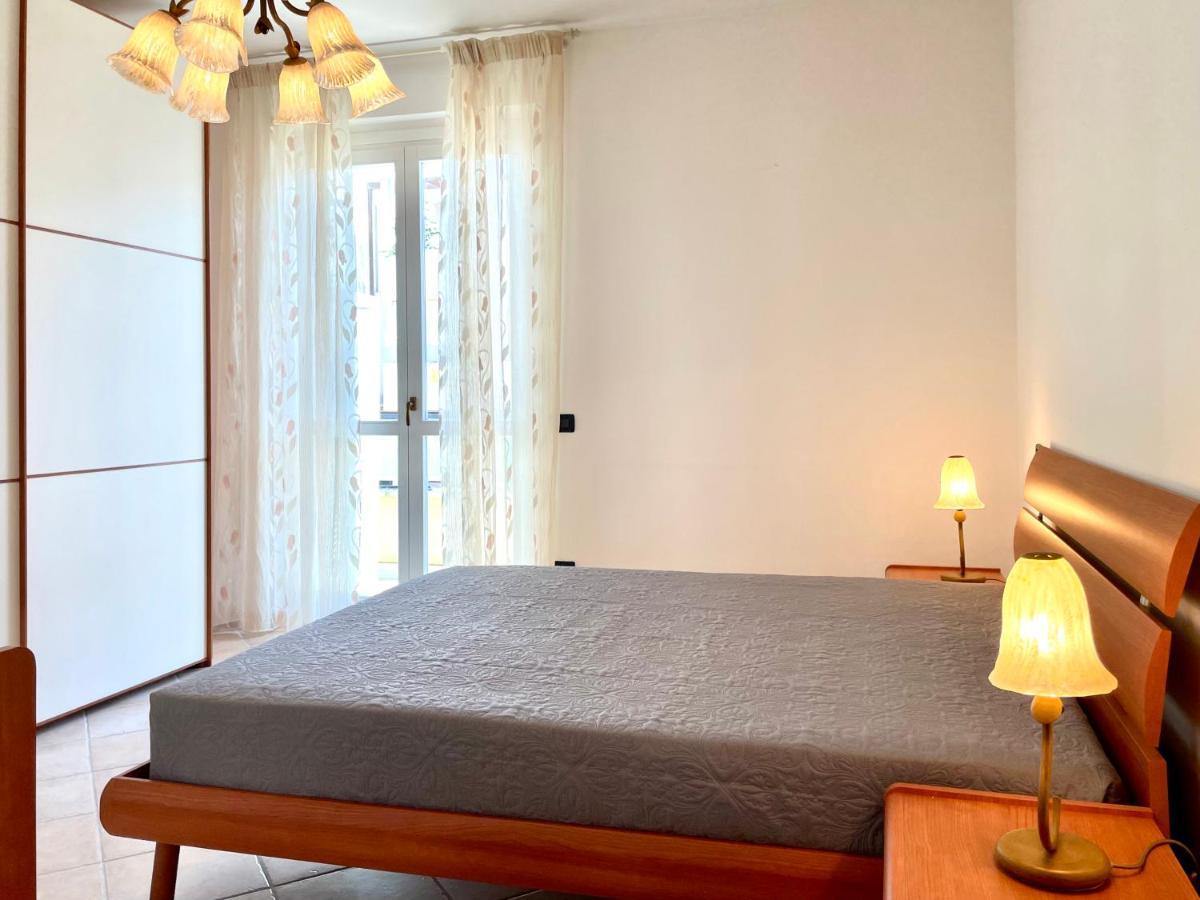 Sunset Boutique Apartment Marina di Massa Exterior photo
